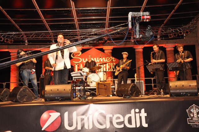 min 2010 08 08 palco centrale 040